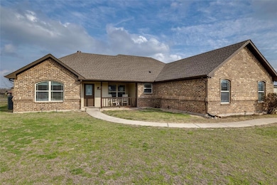 105 S Casey Ct, Springtown, TX 76082 - photo 5