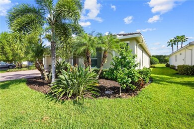 10127 SW Cypress Wood Ct, Port Saint Lucie, FL 34987 - photo 3