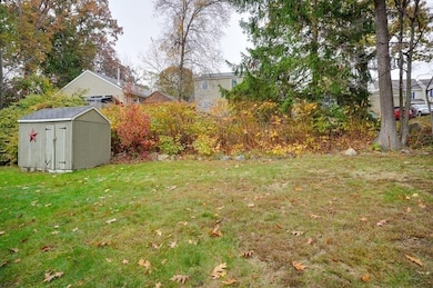 55 Macon Rd, Burlington, MA 01803 - photo 4