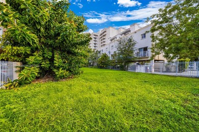 829 SW 2nd St, Miami, FL 33130 - photo 5