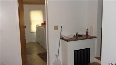 16 Cherry St, Saratoga Springs, NY 12866 - photo 5