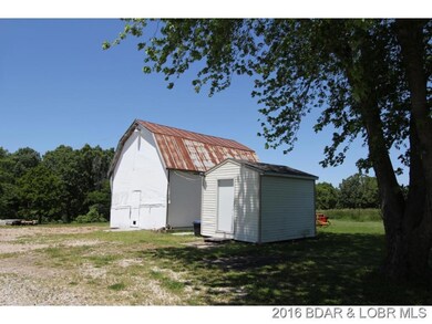 Small Barn and 2 Sheds