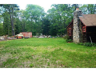 963 Wordens Pond Rd, Wakefield, RI 02879 - photo 2