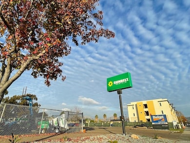 13056 Poway Rd, Poway, CA 92064 - photo 2