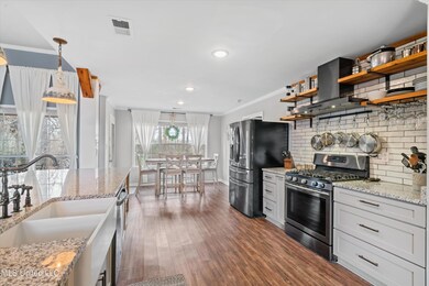 kitchen 08-2469 Della St-8