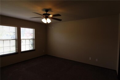 4406 Hawk Owl Dr, Norman, OK 73072 - photo 7