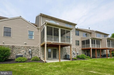 237 Fieldcrest Ln, Ephrata, PA 17522 - photo 3