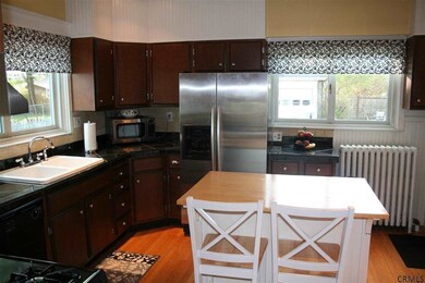 40 Rose Ct, Albany, NY 12209 - photo 6