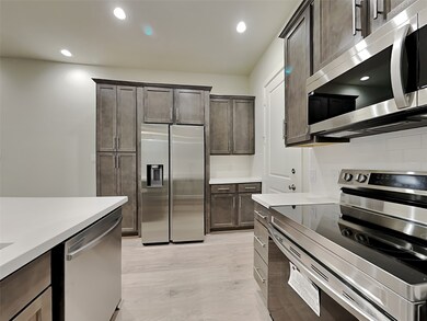 5712 Paul Quinn St, Houston, TX 77091 - photo 3