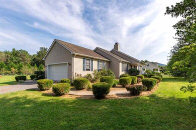 2034 Mt Torrey Rd, Lyndhurst, VA 22952 - photo 3