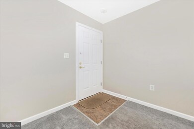 6502 Ridenour Way E unit 3D, Sykesville, MD 21784 - photo 3