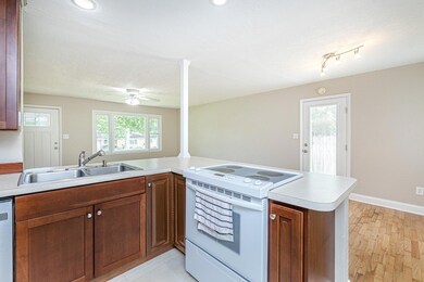 5711-bower-ln-11