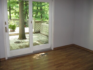 2641 Abington Rd, Columbus, OH 43231 - photo 4