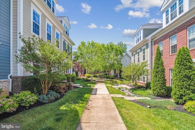 47 Steeplechase Dr, La Plata, MD 20646 - photo 4