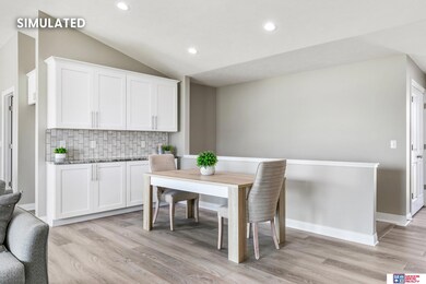 2814 S Creek Rd, Lincoln, NE 68516 - photo 3