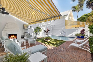 477 3rd Ave S unit 2, Naples, FL 34102 - photo 2