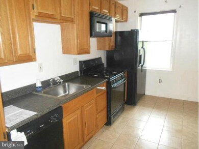 818 N Streeper St, Baltimore, MD 21205 - photo 3