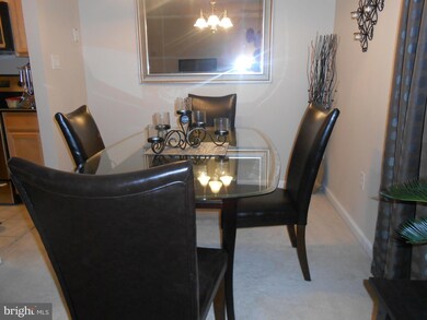 15572 Horseshoe Ln unit 572, Woodbridge, VA 22191 - photo 3