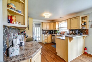 1040 E Pioneer Trail, Aurora, OH 44202 - photo 4