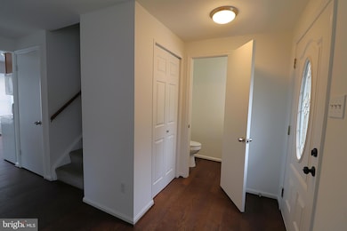 138 Sharpstead Ln, Gaithersburg, MD 20878 - photo 2