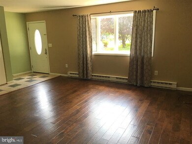 429 W Governor Rd, Hershey, PA 17033 - photo 4