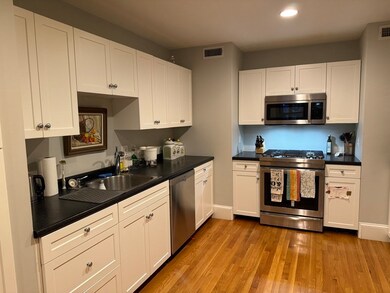 186 W Brookline St unit 1, Boston, MA 02118 - photo 7