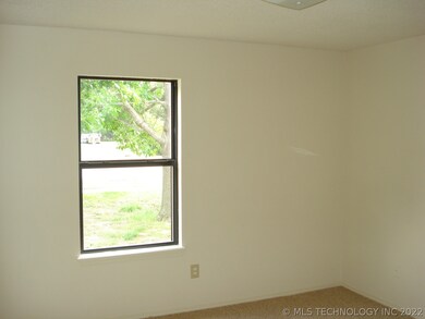 732 W Commercial St, Broken Arrow, OK 74012 - photo 6