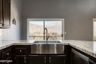 918 Schneitter Cir unit 2, Midway, UT 84049 - photo 2