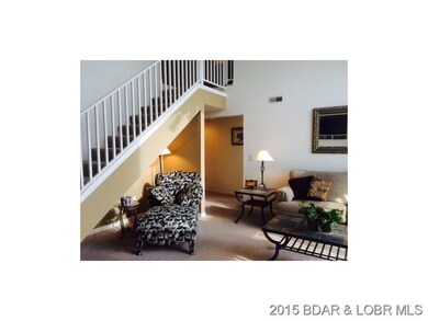 Lk frt living rmstaircase