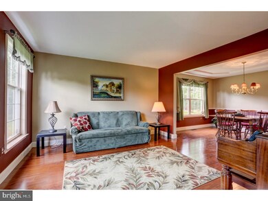 53 Diane Dr, Honey Brook, PA 19344 - photo 4