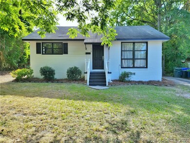 470 Mcphee Dr, Fayetteville, NC 28305 - photo 2