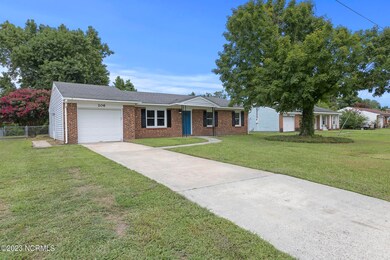 206 Royal Dr, Jacksonville, NC 28546 - photo 5