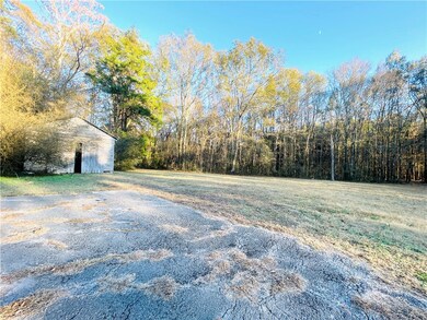 3075 Sycamore Rd, Toccoa, GA 30577 - photo 3