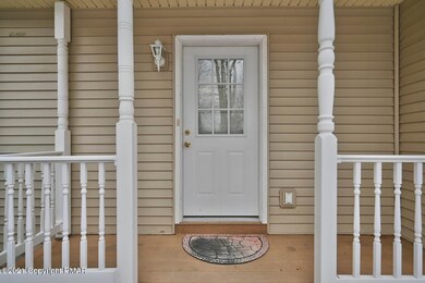 225 Majestic Dr, Saylorsburg, PA 18353 - photo 4