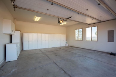 st george inside garage
