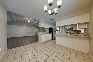 8103 Silent Cedars Dr, Houston, TX 77095 - photo 7