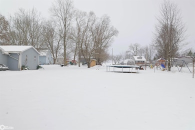 201 S Adams St, Olds, IA 52647 - photo 6