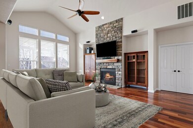 2825 SW 49th St, Redmond, OR 97756 - photo 3