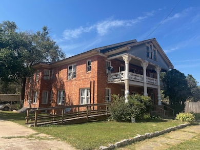 314 S Jefferson St, Clarendon, TX 79226 - photo 2