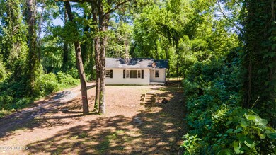 4197 Ayers Blvd-5