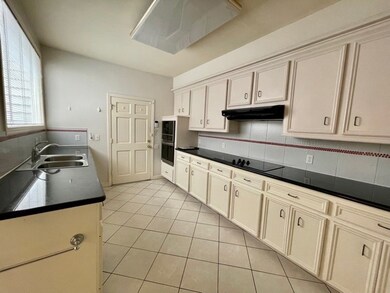 11842 Taylorcrest Rd, Houston, TX 77024 - photo 4