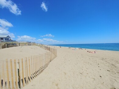 73 North End Blvd unit 2, Salisbury, MA 01952 - photo 2