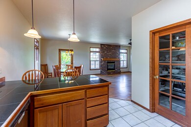 20902 NE Canal View Dr Photos3