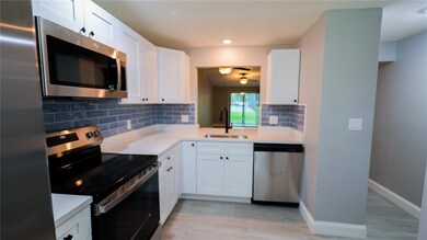 1917 Peppermill Dr unit 1917, Clearwater, FL 33763 - photo 2