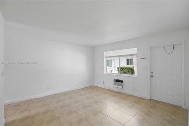 932 Moffett St unit 5, Hallandale Beach, FL 33009 - photo 3