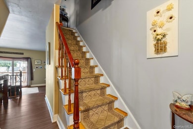 1012 Vincent Ave, Bronx, NY 10465 - photo 6