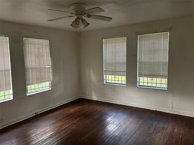 5605 Lavender St, Houston, TX 77026 - photo 7