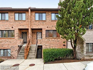 3891 Steppes Ct unit B, Falls Church, VA 22041 - photo 2