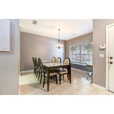 Formal dining room and/or flex space