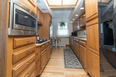 29 Fullerton St, Albany, NY 12209 - photo 2